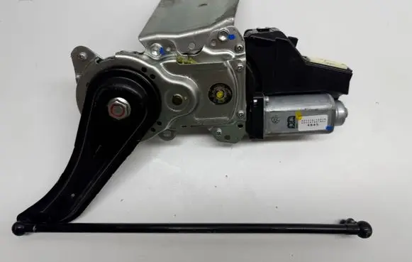 Mitsubishi Outlander Tailgate/trunk/boot lift motor 42711010670