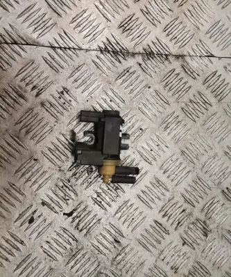 Audi A4 S4 B8 8K Turbo solenoid valve cg34010835a