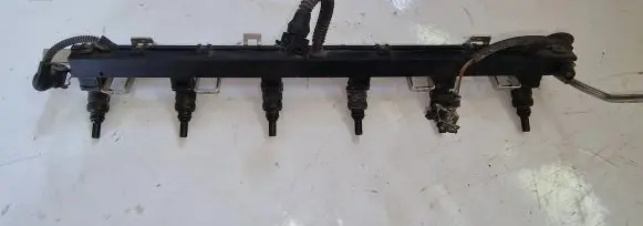 BMW 5 E60 E61 Fuel main line pipe 143894902