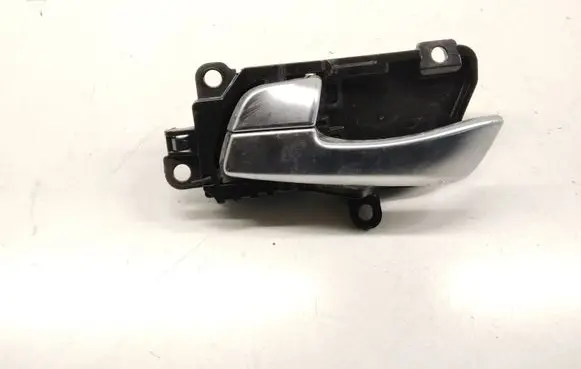 Rear door interior handle