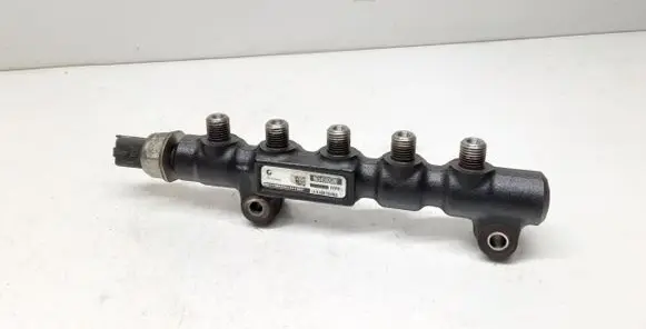 Volvo V50 Fuel main line pipe 9658227880 9654592680