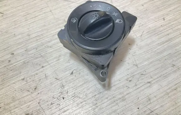Mercedes-Benz Sprinter W906 Light switch A9065450504 2078307
