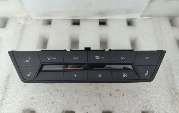 Audi A3 8Y Climate control unit 8Y0820047A