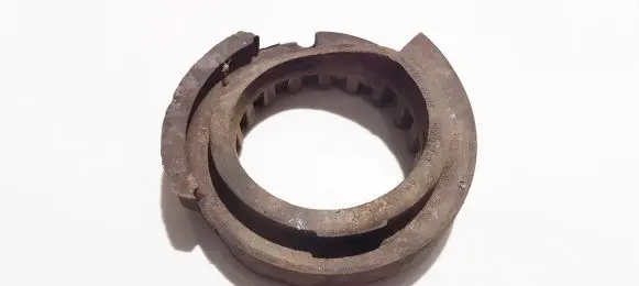 Audi A4 S4 B5 8D Front coil spring rubber mount 8d0512149