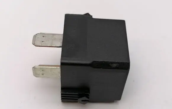 Mercedes-Benz A W168 Other relay A0025421319 4RA00779100