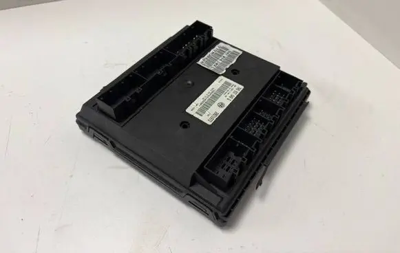 Volkswagen Transporter - Caravelle T5 Central body control module 7H0937049Q 28016970