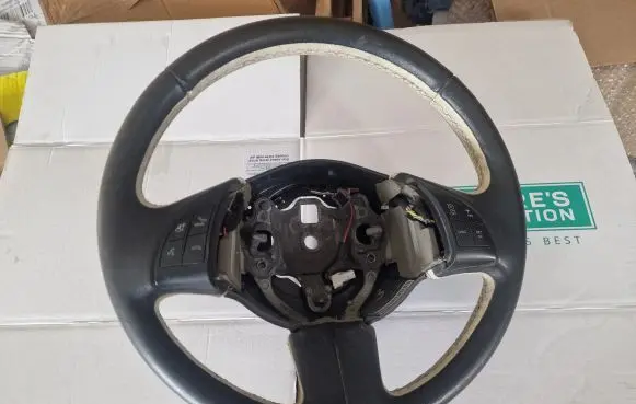 Fiat 500E Steering wheel