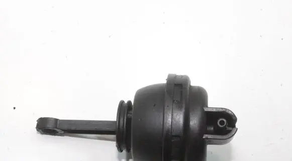 Maserati Ghibli EGR valve