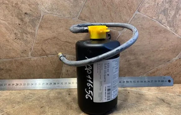 Mercedes-Benz R W251 Tire air pump compressor A0005830712