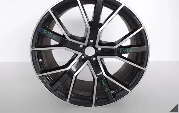 Audi Q7 4M R22 alloy rim 
