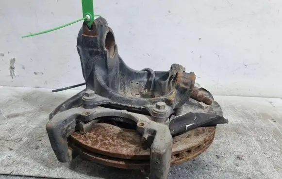 BMW X3 F25 Front wheel hub spindle knuckle 6855953