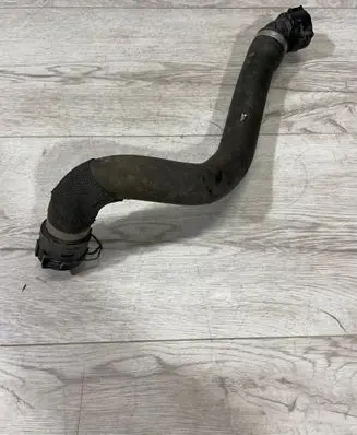 BMW 5 G30 G31 Engine coolant pipe/hose 8602603 17128602603