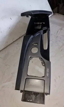 BMW 5 E60 E61 Armrest 7034086 2807204 008189