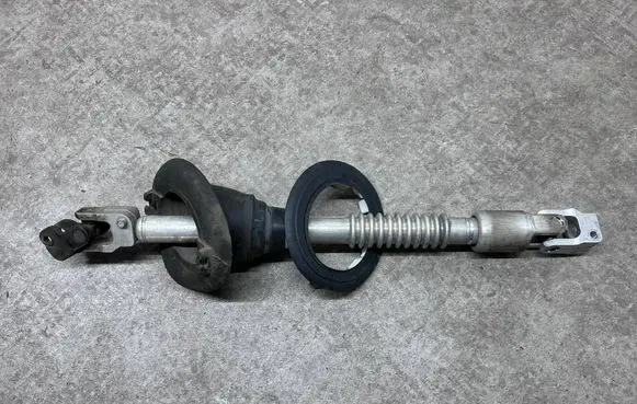 BMW i3 Steering column universal joint 6864555