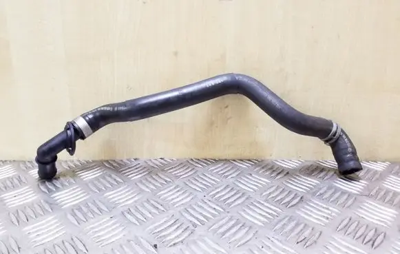 Mercedes-Benz E W211 Engine coolant pipe/hose A2118302796