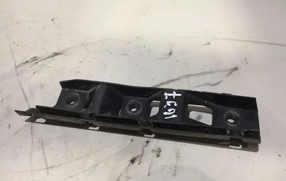 Volkswagen PASSAT B6 Front bumper mounting bracket 3C0807183