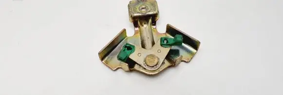 Nissan King Cab, Navara Front door cable line 