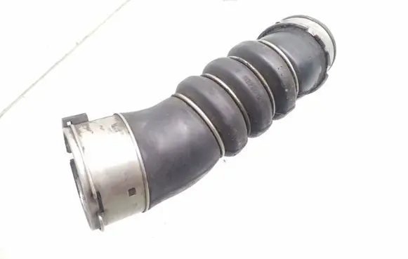 BMW 1 E81 E87 Intercooler hose/pipe 7797480