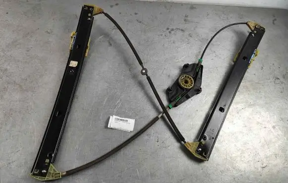 Audi A4 S4 B8 8K Front window lifting mechanism without motor 8K0837462A
