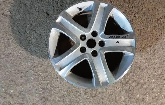 Suzuki Grand Vitara II R17 alloy rim 66J0