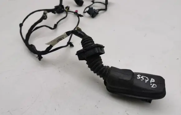 Opel Zafira C Front door wiring loom 13435953