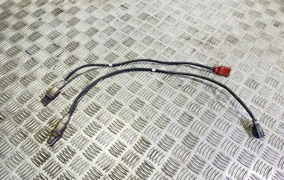 Volkswagen Golf VII Lambda probe sensor 04E906262A 04E906262