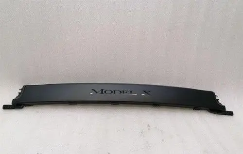 Tesla Model S Front door speaker cover trim 106251700