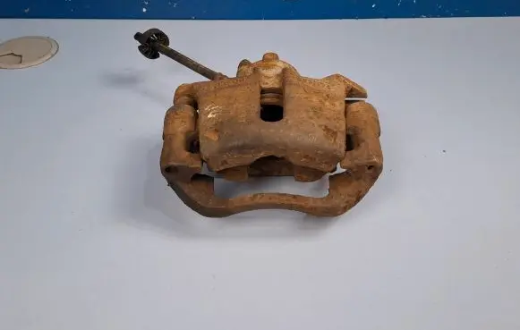 Front brake caliper