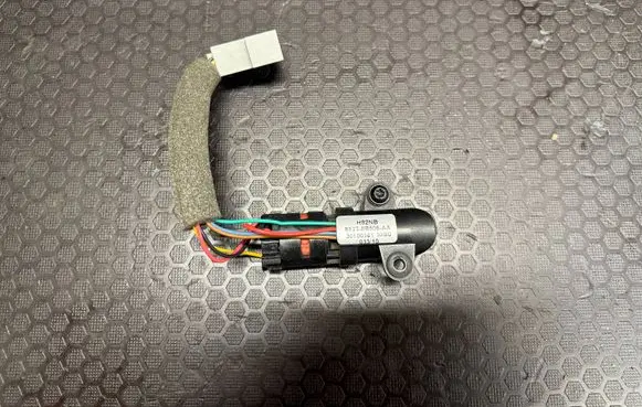 Jaguar XF X250 Interior temperature sensor 8X238B506AA HB2NB 301001613
