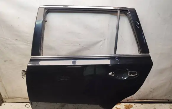 Subaru Legacy Rear door