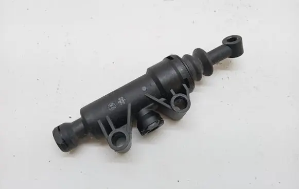 Mercedes-Benz C W204 Clutch slave cylinder A2042900012
