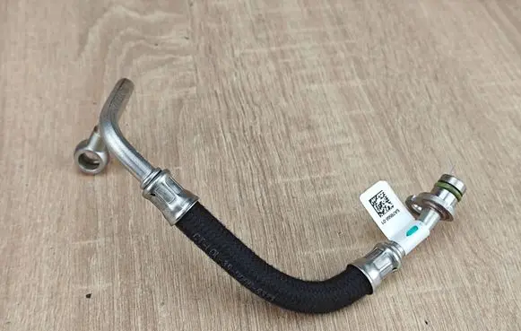 BMW X6 G06 Turbo turbocharger oiling pipe/hose 5A76558