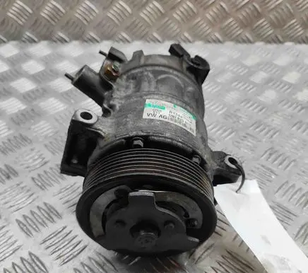 Volkswagen PASSAT B6 Air conditioning (A/C) compressor (pump) 5N0820803