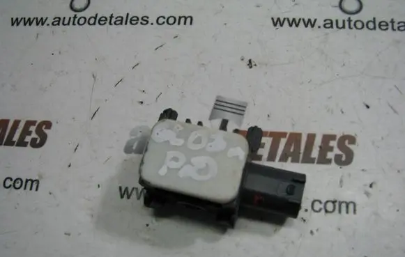 Mercedes-Benz GL X164 Airbag deployment crash/impact sensor A0038202826