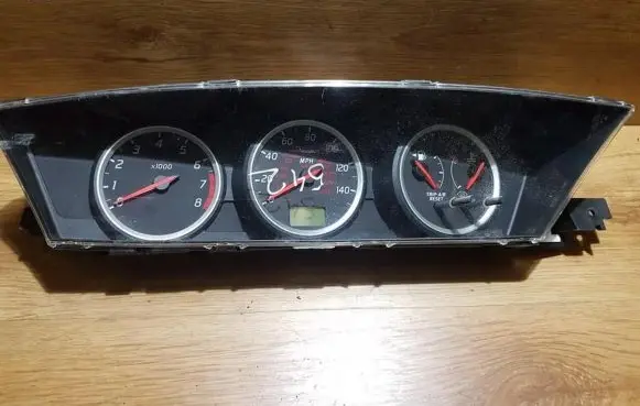 Nissan Primera Speedometer (instrument cluster) au962