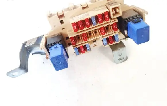 Nissan Note (E11) Fuse box set
