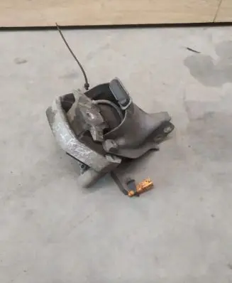 Audi A7 S7 4G Engine mount bracket