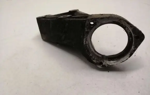 Opel Signum Engine mounting bracket 24426947 64124477 94426947