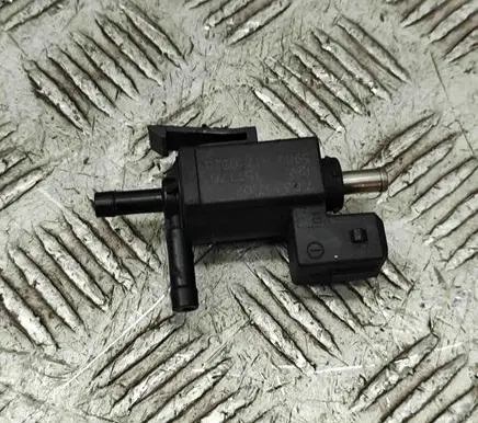 Opel Insignia A Turbo solenoid valve 70335702 12603911