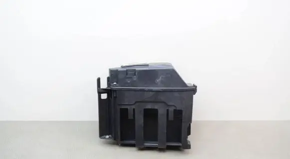 BMW 1 F40 Fuse box cover 8581751 8581370