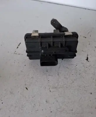 Mercedes-Benz E W211 Turbine electric control actuator 704063 6NW008091
