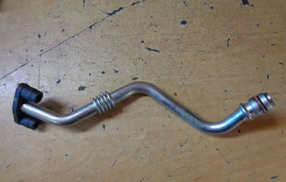 Renault Clio IV Turbo turbocharger oiling pipe/hose