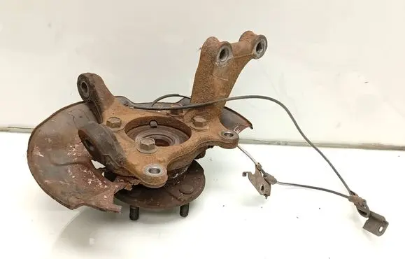 Front wheel hub spindle knuckle
