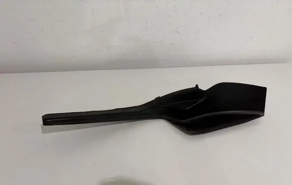 Toyota RAV 4 (XA50) Front door windshield rail 53867-42031