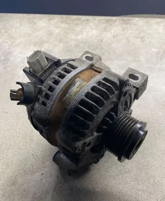 Volvo V50 Generator/alternator 3M5T10300SC 30667103