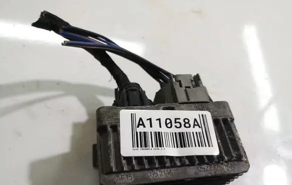 Opel Insignia A Glow plug pre-heat relay AF15052116