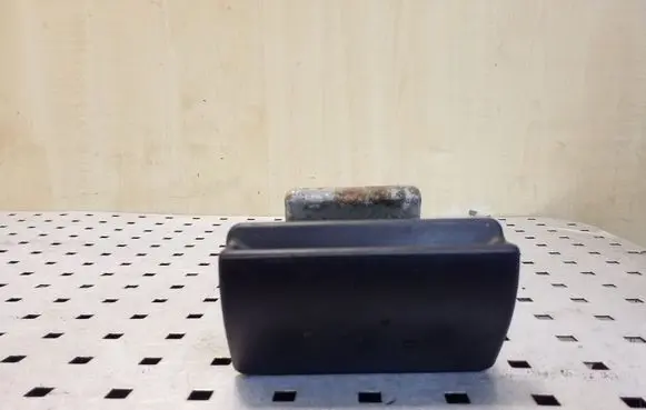 Opel Frontera B Car ashtray