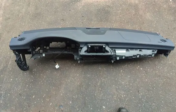 Mercedes-Benz CLS C218 X218 Dashboard A2186805787 A2188600602