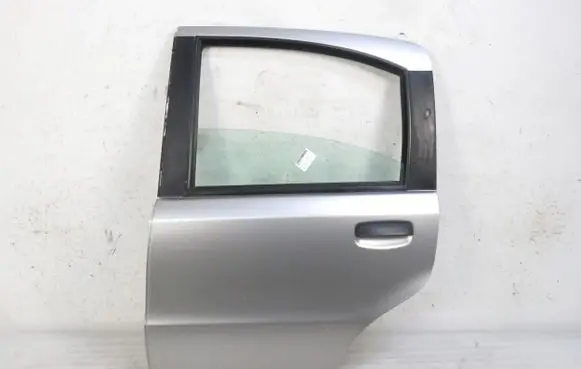 Fiat Panda II Rear door