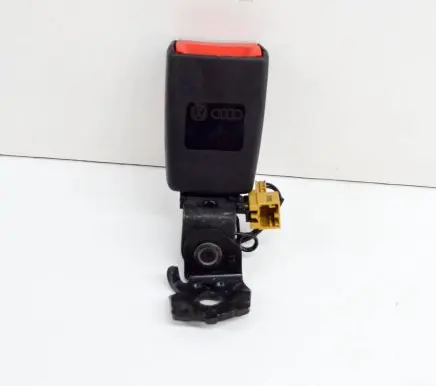 Audi Q3 8U Rear seatbelt buckle 4G0857740A